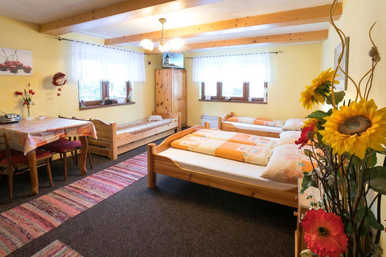 Drevenica Mak Kristian Apartman Kvacsan Kültér fotó
